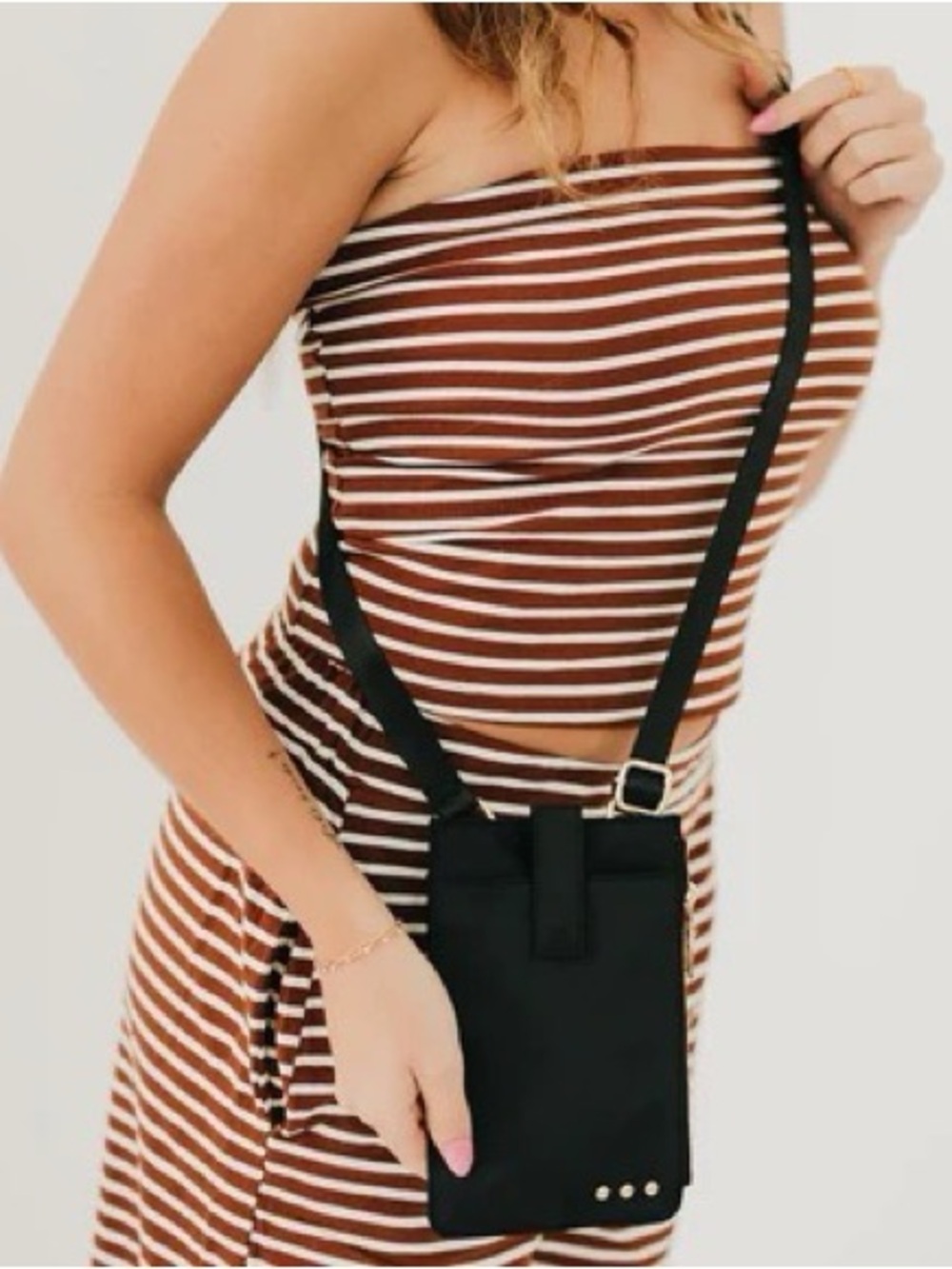 Pretty Simple Black Crossbody Phone Bag